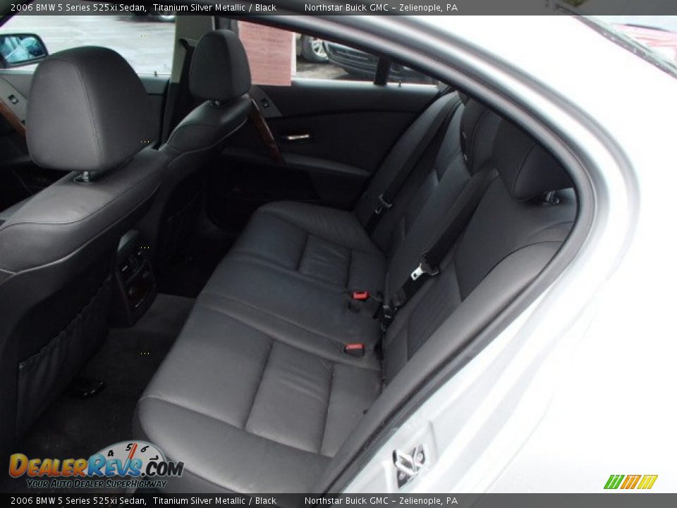 2006 BMW 5 Series 525xi Sedan Titanium Silver Metallic / Black Photo #13