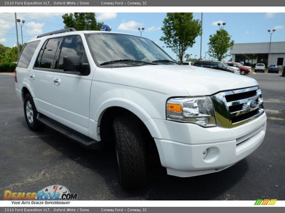 2010 Ford Expedition XLT Oxford White / Stone Photo #3