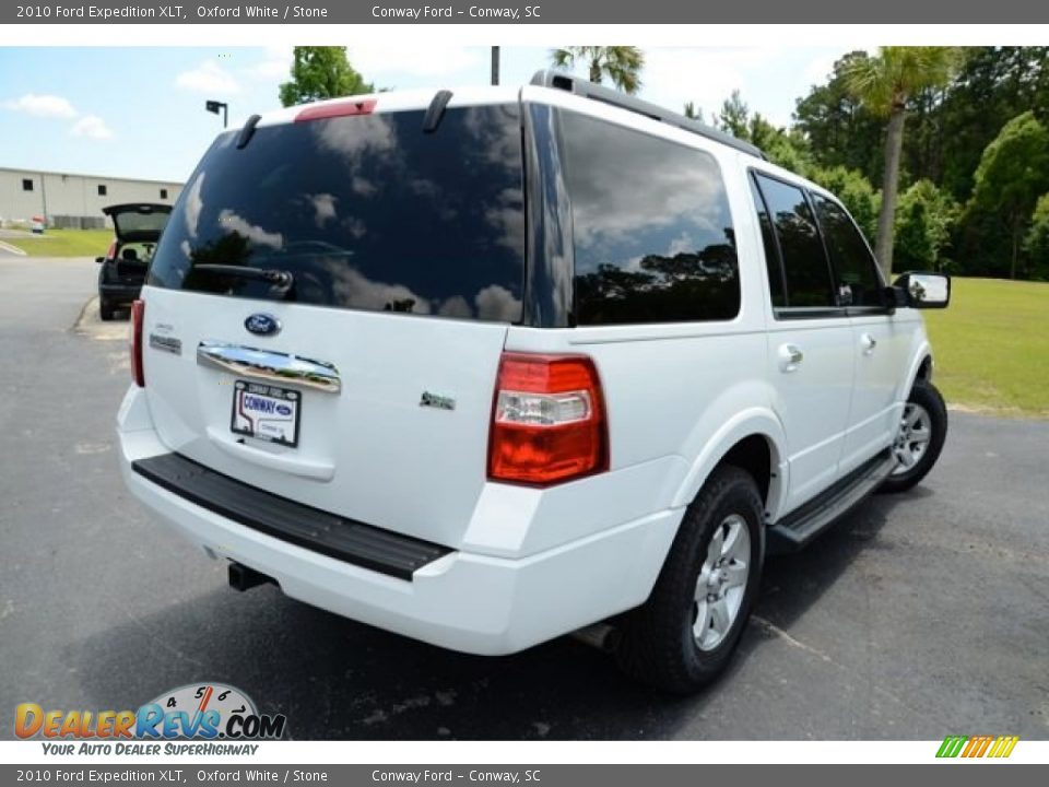 2010 Ford Expedition XLT Oxford White / Stone Photo #5