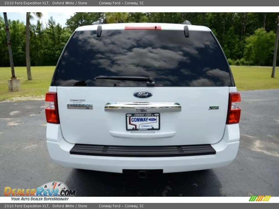 2010 Ford Expedition XLT Oxford White / Stone Photo #6