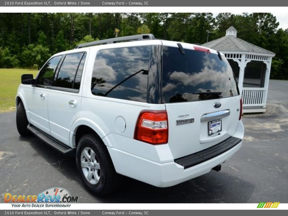 2010 Ford Expedition XLT Oxford White / Stone Photo #7