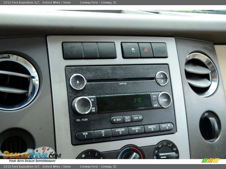 2010 Ford Expedition XLT Oxford White / Stone Photo #27