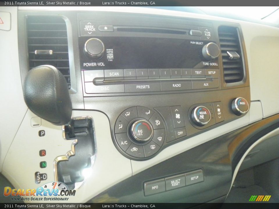 2011 Toyota Sienna LE Silver Sky Metallic / Bisque Photo #17