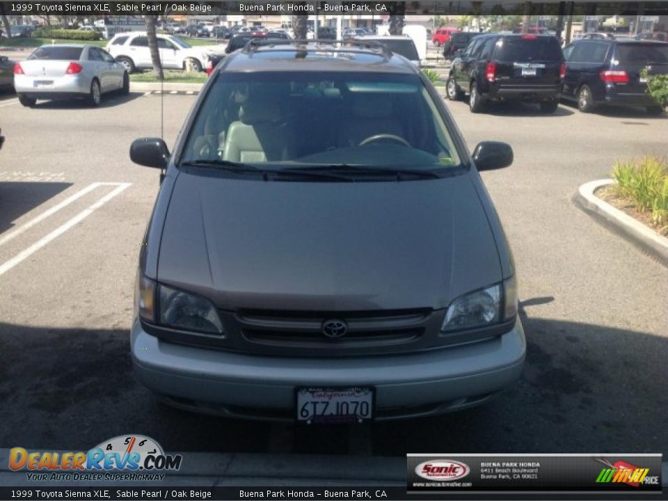 1999 Toyota Sienna XLE Sable Pearl / Oak Beige Photo #1