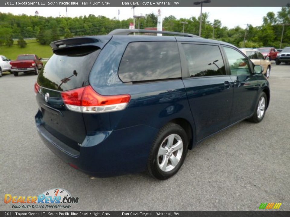 2011 Toyota Sienna LE South Pacific Blue Pearl / Light Gray Photo #6