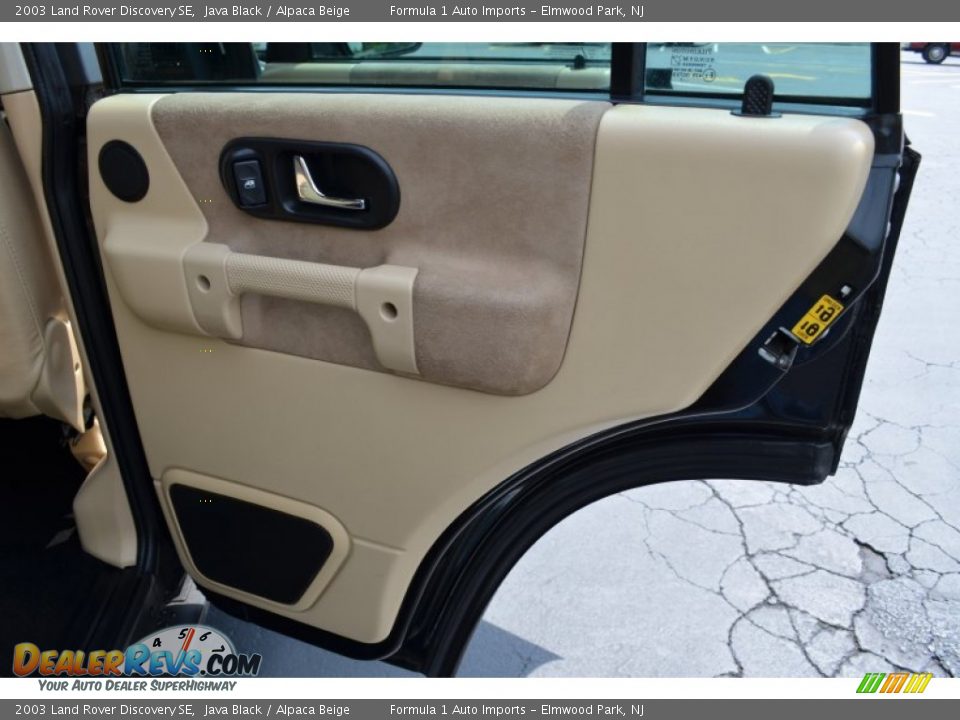 Door Panel of 2003 Land Rover Discovery SE Photo #21