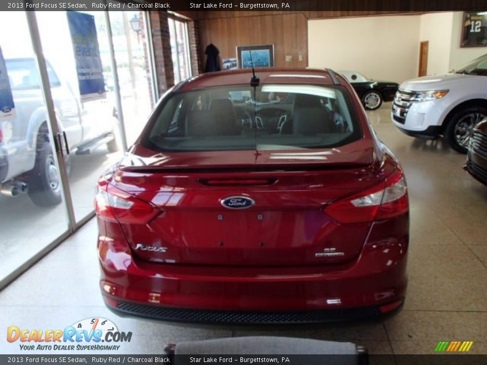 2013 Ford Focus SE Sedan Ruby Red / Charcoal Black Photo #6