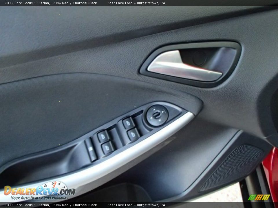 2013 Ford Focus SE Sedan Ruby Red / Charcoal Black Photo #14