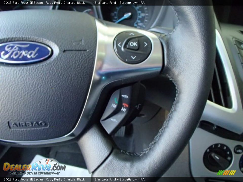 2013 Ford Focus SE Sedan Ruby Red / Charcoal Black Photo #22