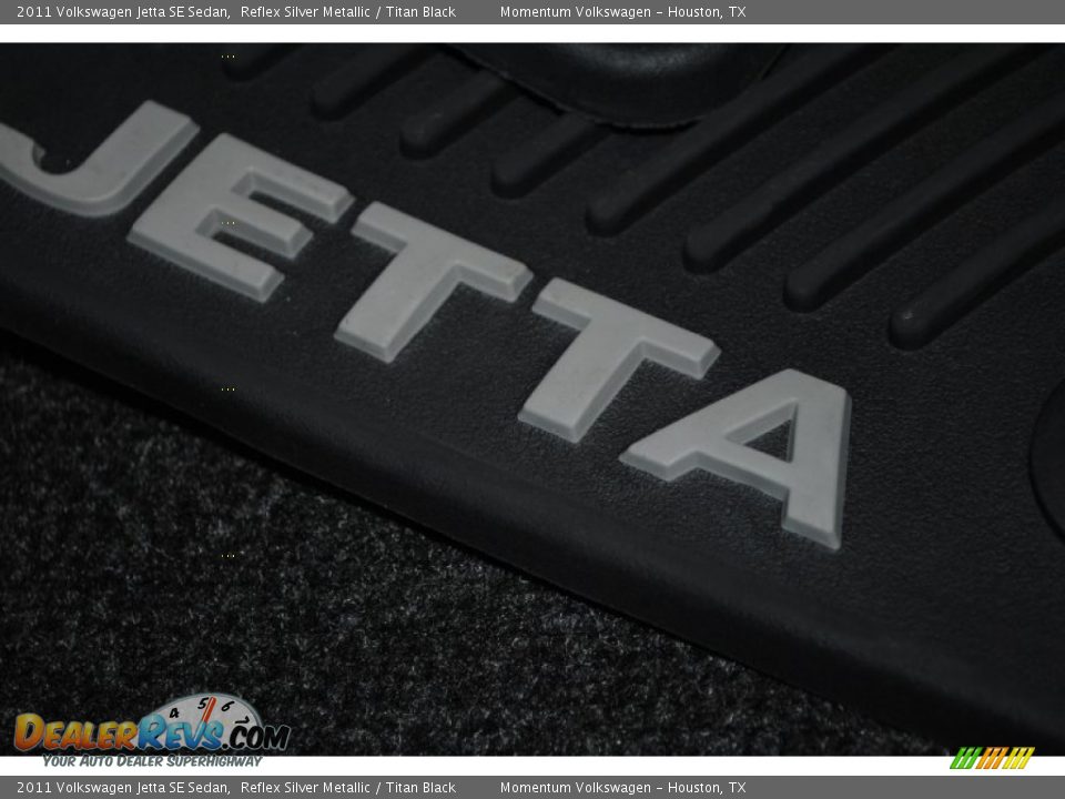 2011 Volkswagen Jetta SE Sedan Reflex Silver Metallic / Titan Black Photo #35