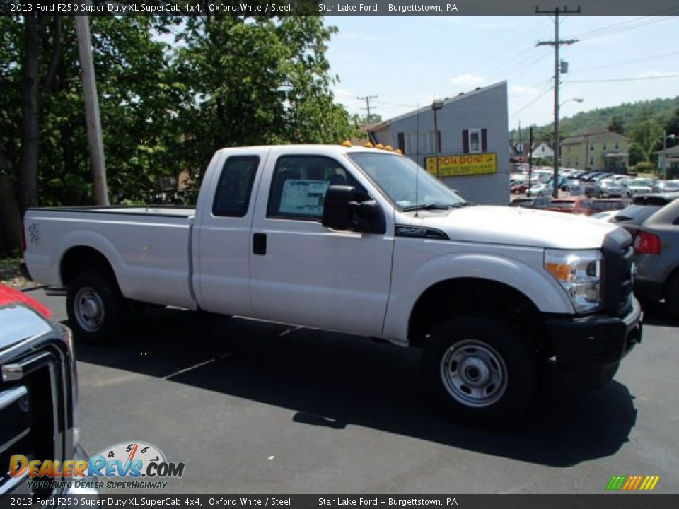2013 Ford F250 Super Duty XL SuperCab 4x4 Oxford White / Steel Photo #4