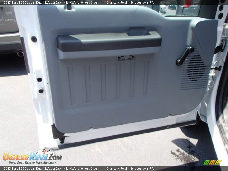 2013 Ford F250 Super Duty XL SuperCab 4x4 Oxford White / Steel Photo #12