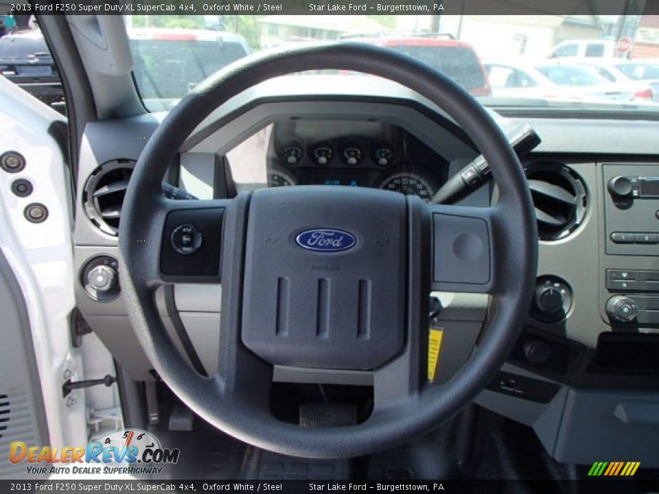 2013 Ford F250 Super Duty XL SuperCab 4x4 Oxford White / Steel Photo #23