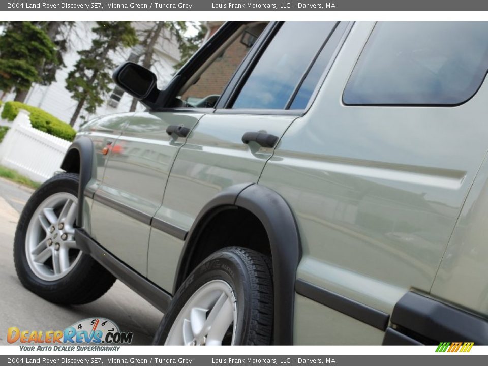 2004 Land Rover Discovery SE7 Vienna Green / Tundra Grey Photo #16