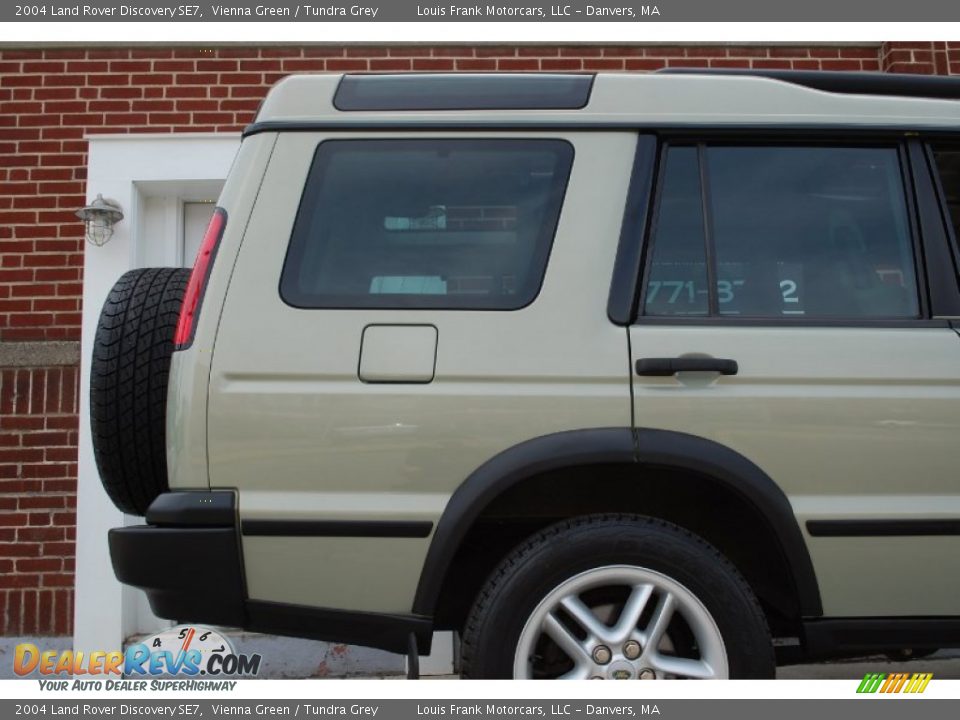 2004 Land Rover Discovery SE7 Vienna Green / Tundra Grey Photo #23
