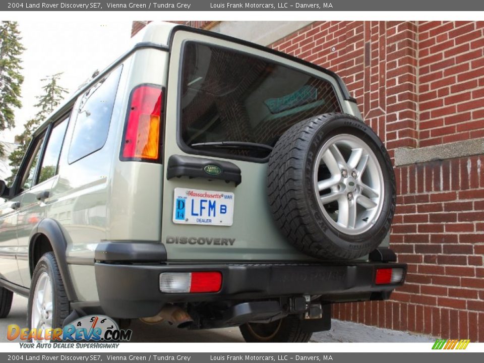 2004 Land Rover Discovery SE7 Vienna Green / Tundra Grey Photo #27