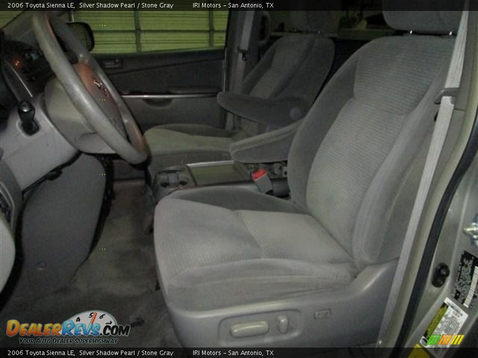2006 Toyota Sienna LE Silver Shadow Pearl / Stone Gray Photo #11