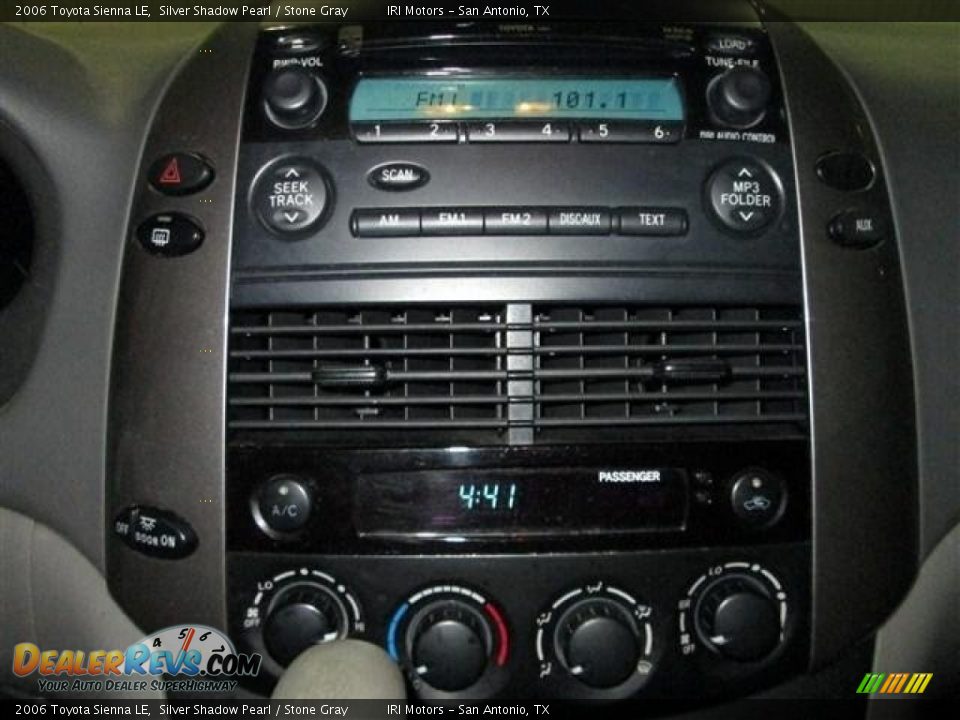 2006 Toyota Sienna LE Silver Shadow Pearl / Stone Gray Photo #14