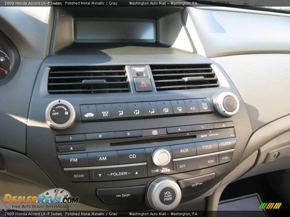 2009 Honda Accord LX-P Sedan Polished Metal Metallic / Gray Photo #16