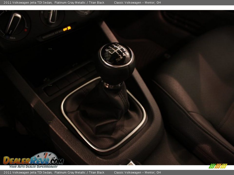 2011 Volkswagen Jetta TDI Sedan Platinum Gray Metallic / Titan Black Photo #20