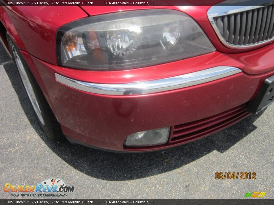 2005 Lincoln LS V6 Luxury Vivid Red Metallic / Black Photo #3