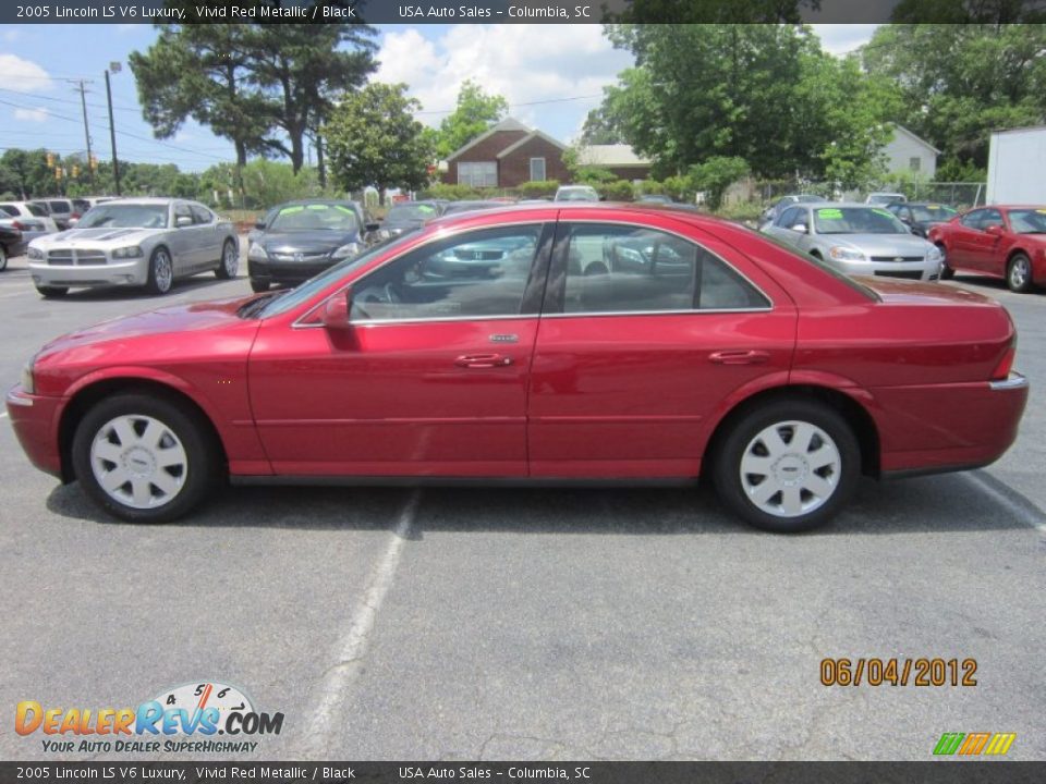 2005 Lincoln LS V6 Luxury Vivid Red Metallic / Black Photo #10