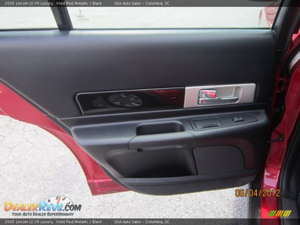 2005 Lincoln LS V6 Luxury Vivid Red Metallic / Black Photo #17