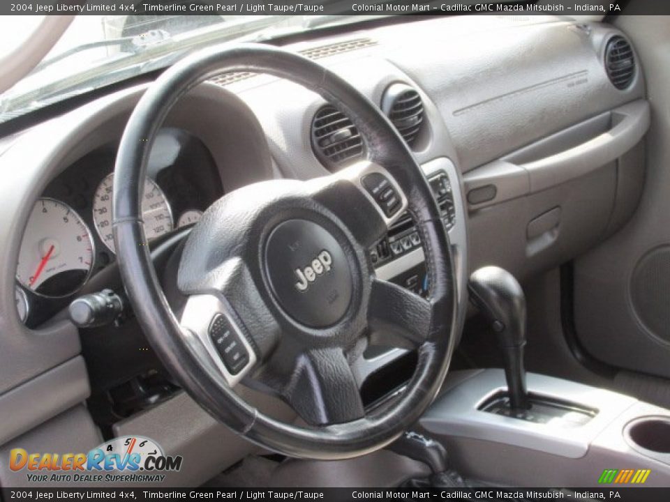2004 Jeep Liberty Limited 4x4 Timberline Green Pearl / Light Taupe/Taupe Photo #11