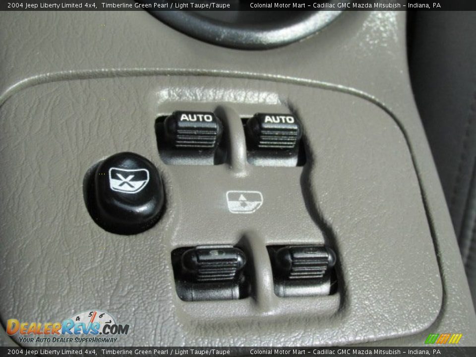 2004 Jeep Liberty Limited 4x4 Timberline Green Pearl / Light Taupe/Taupe Photo #16