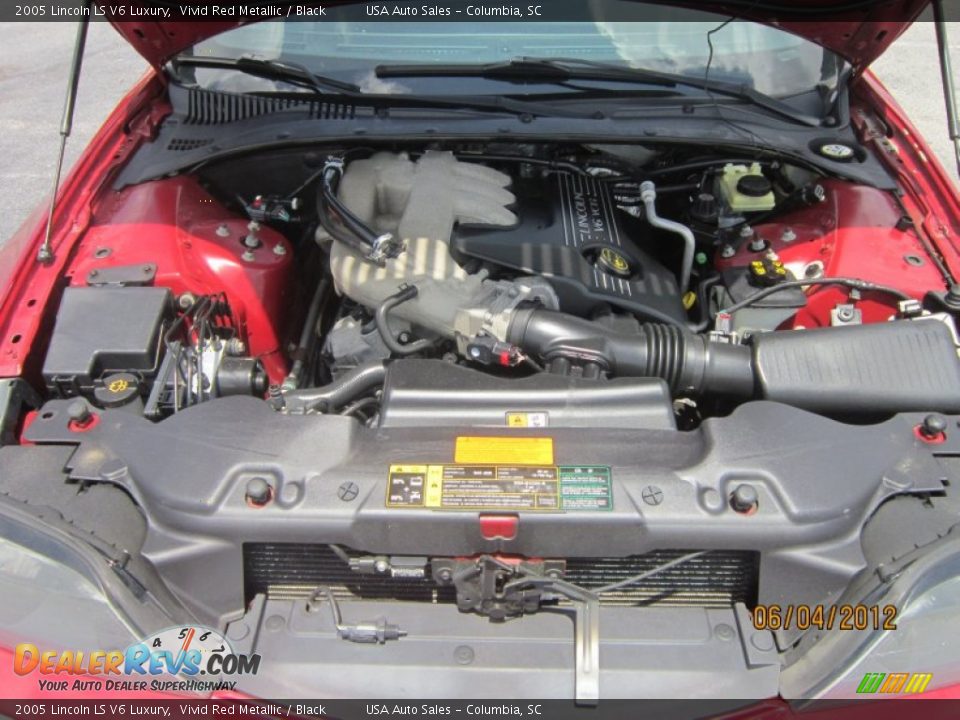 2005 Lincoln LS V6 Luxury Vivid Red Metallic / Black Photo #35