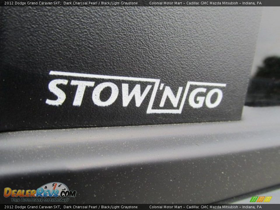 2012 Dodge Grand Caravan SXT Dark Charcoal Pearl / Black/Light Graystone Photo #4
