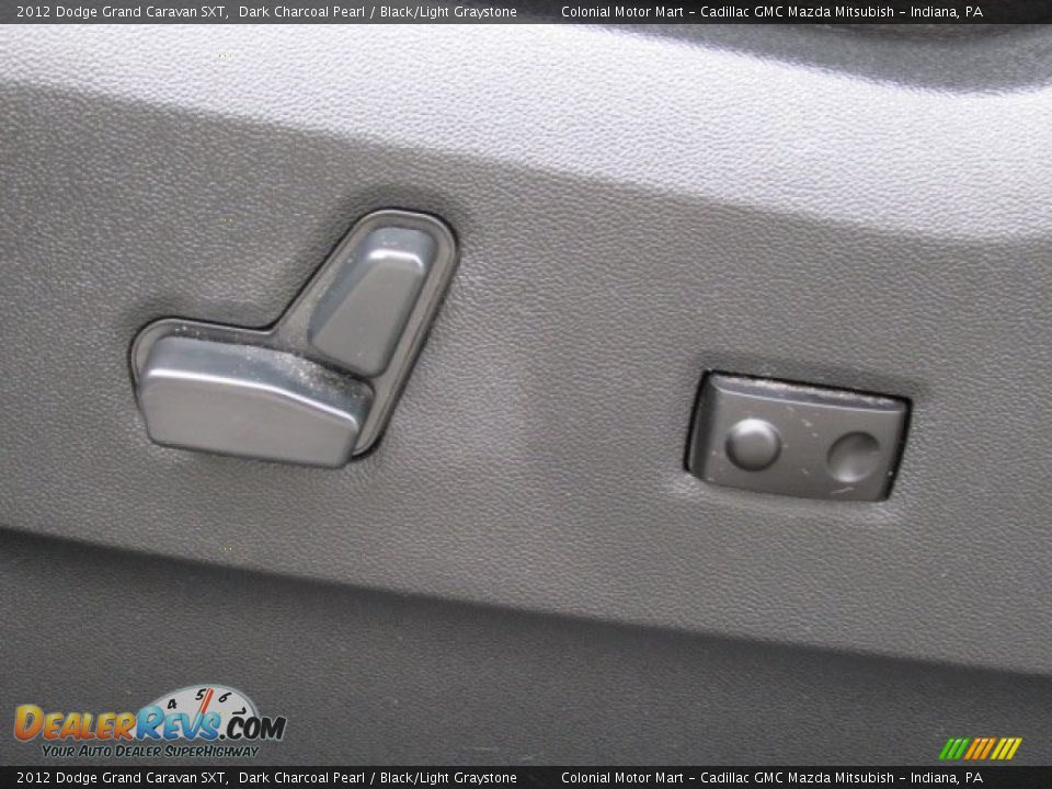2012 Dodge Grand Caravan SXT Dark Charcoal Pearl / Black/Light Graystone Photo #11