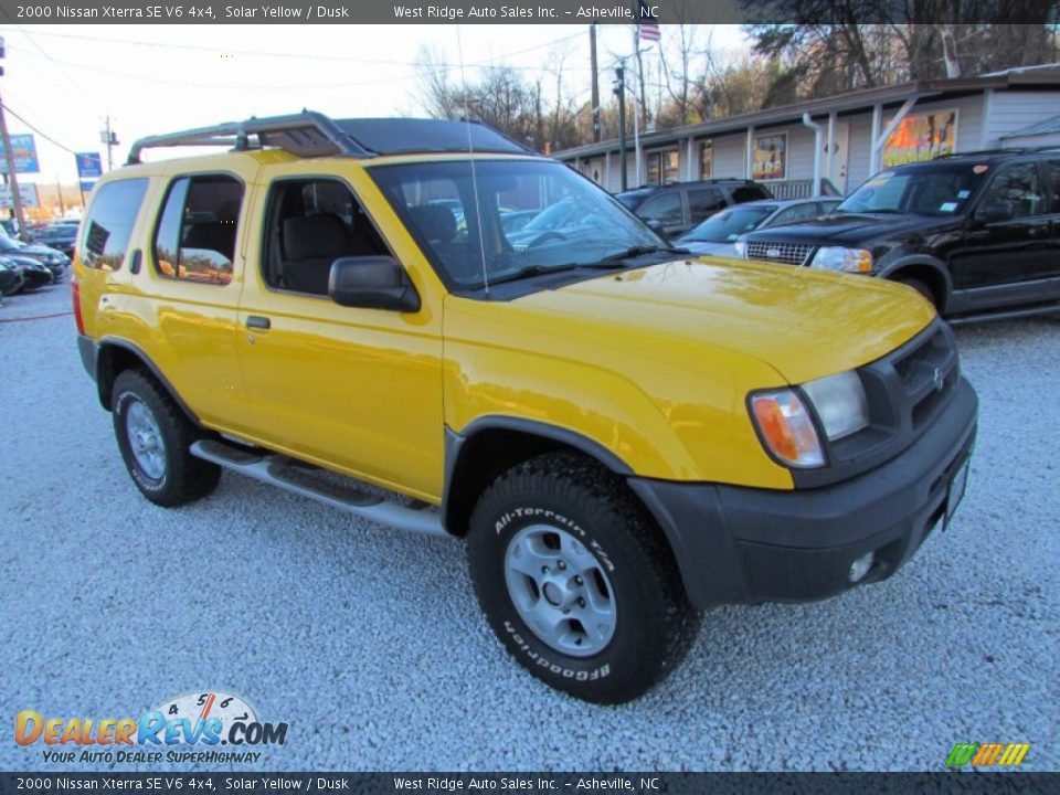2000 Nissan Xterra SE V6 4x4 Solar Yellow / Dusk Photo #1