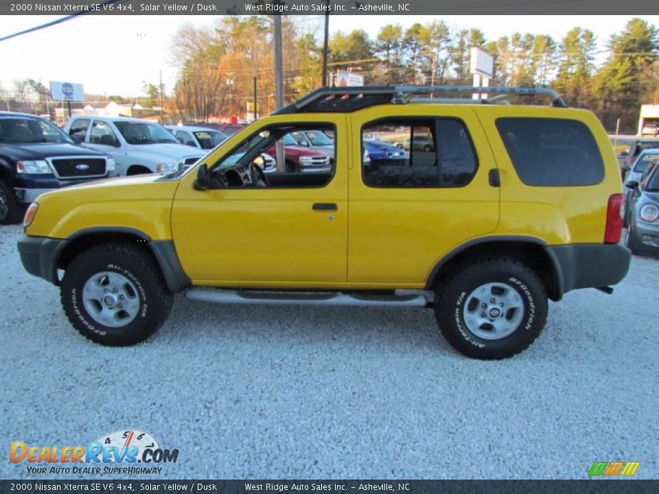 2000 Nissan Xterra SE V6 4x4 Solar Yellow / Dusk Photo #9