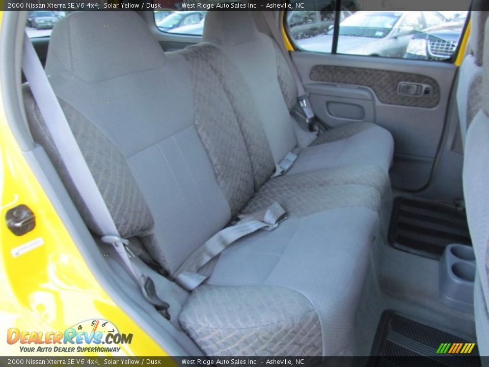 2000 Nissan Xterra SE V6 4x4 Solar Yellow / Dusk Photo #16
