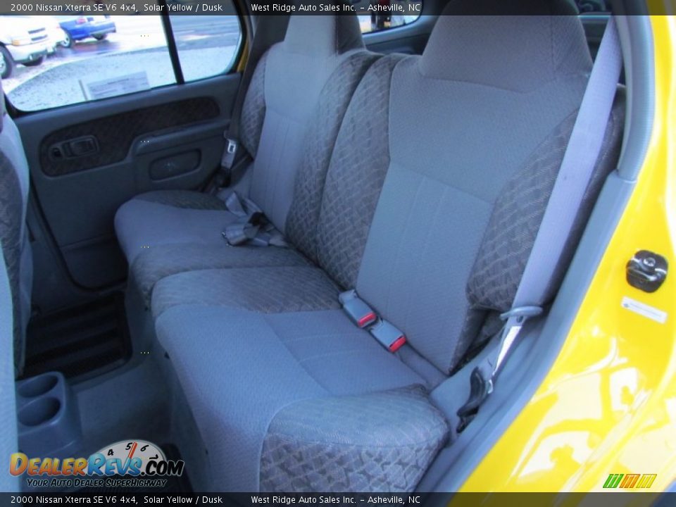2000 Nissan Xterra SE V6 4x4 Solar Yellow / Dusk Photo #19