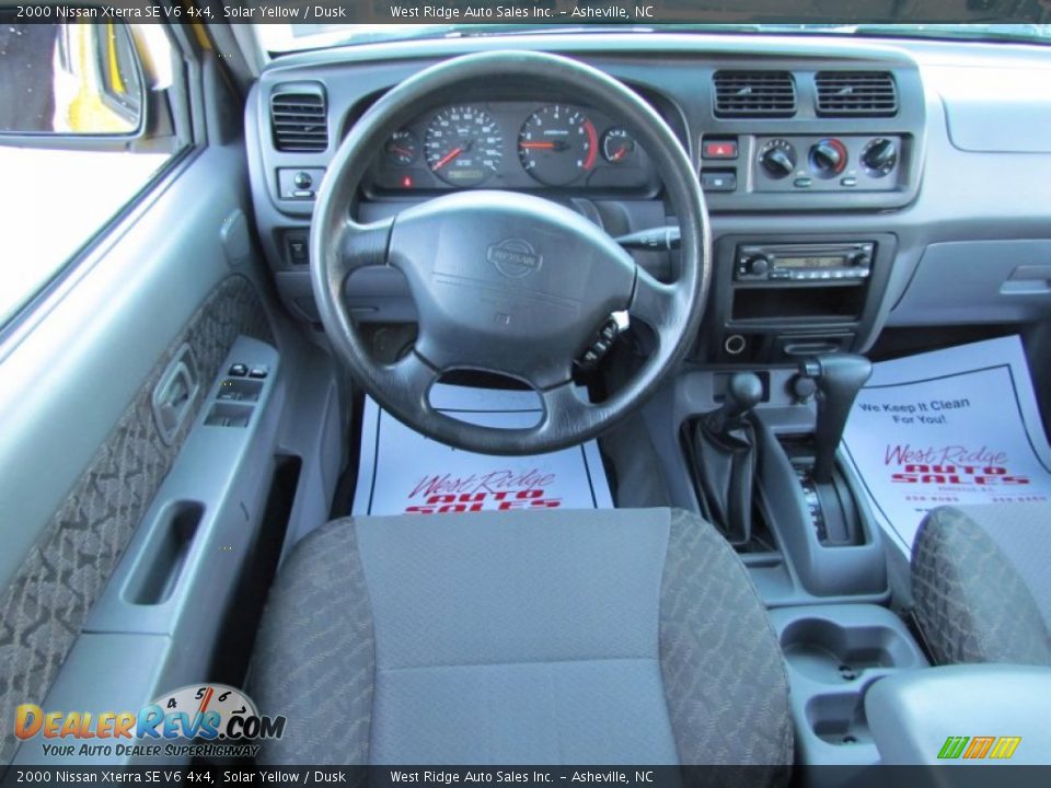 2000 Nissan Xterra SE V6 4x4 Solar Yellow / Dusk Photo #20