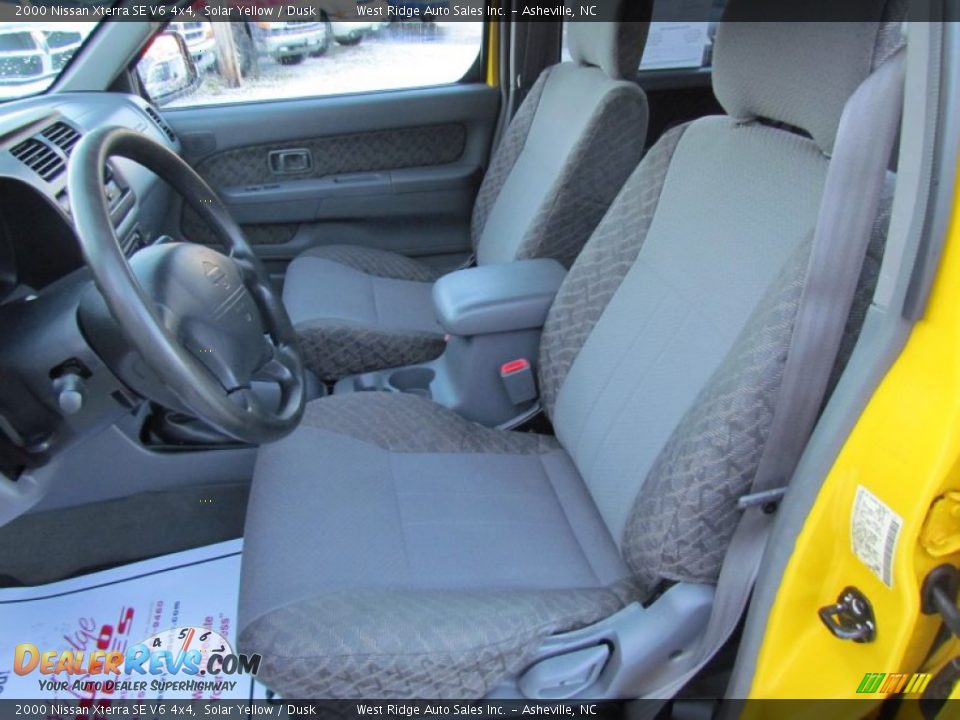 2000 Nissan Xterra SE V6 4x4 Solar Yellow / Dusk Photo #23