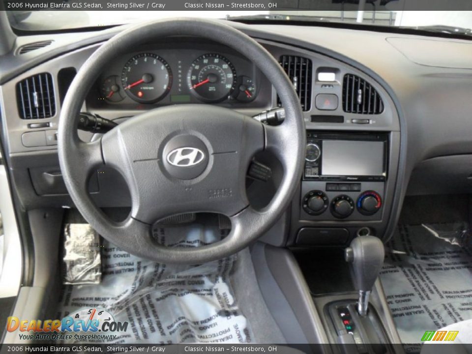 2006 Hyundai Elantra GLS Sedan Sterling Silver / Gray Photo #9