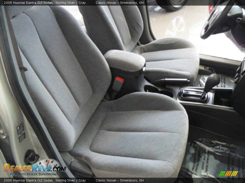 2006 Hyundai Elantra GLS Sedan Sterling Silver / Gray Photo #10
