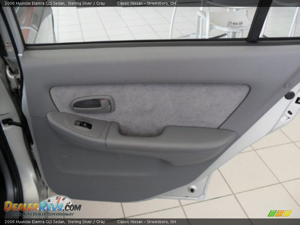 2006 Hyundai Elantra GLS Sedan Sterling Silver / Gray Photo #29