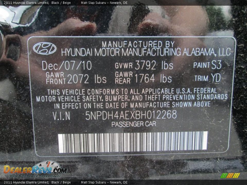 2011 Hyundai Elantra Limited Black / Beige Photo #29