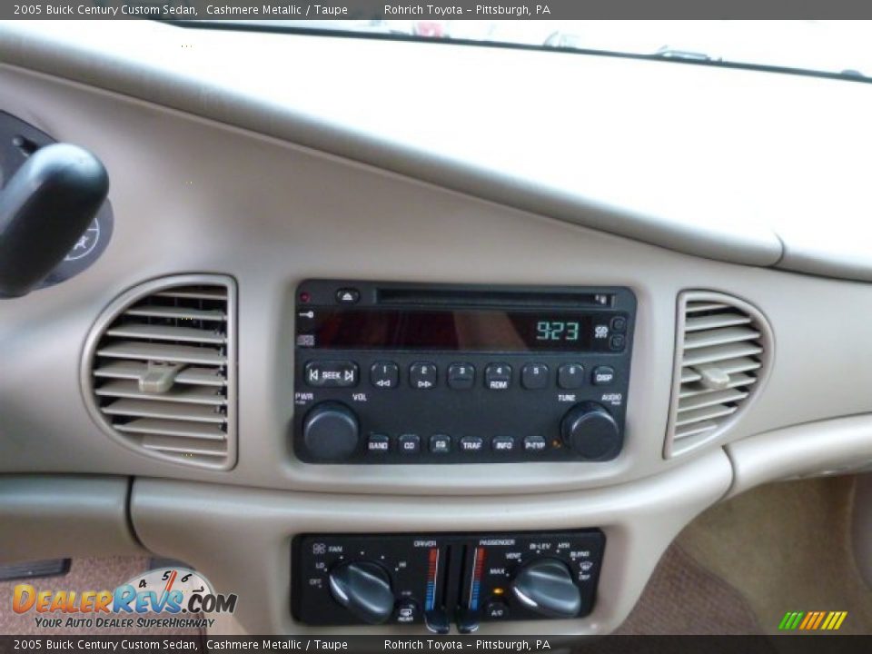 2005 Buick Century Custom Sedan Cashmere Metallic / Taupe Photo #19