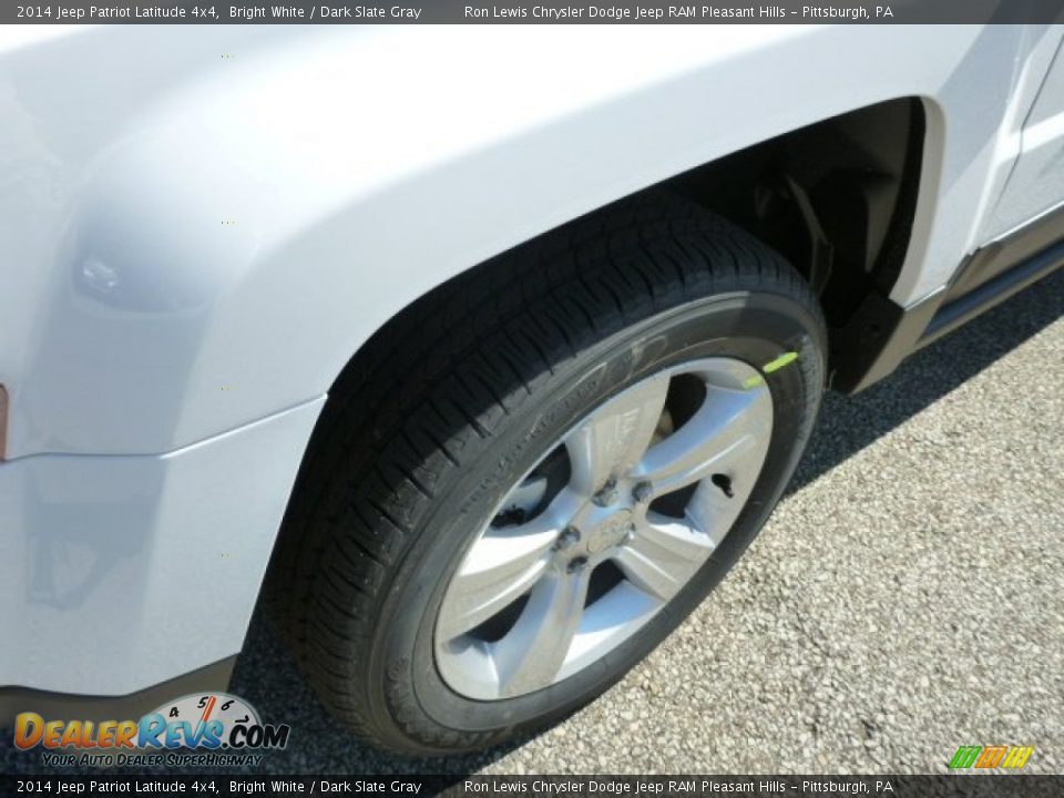 2014 Jeep Patriot Latitude 4x4 Bright White / Dark Slate Gray Photo #10