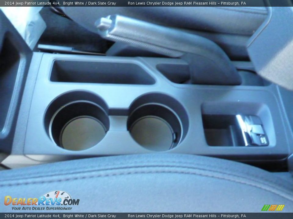 2014 Jeep Patriot Latitude 4x4 Bright White / Dark Slate Gray Photo #18