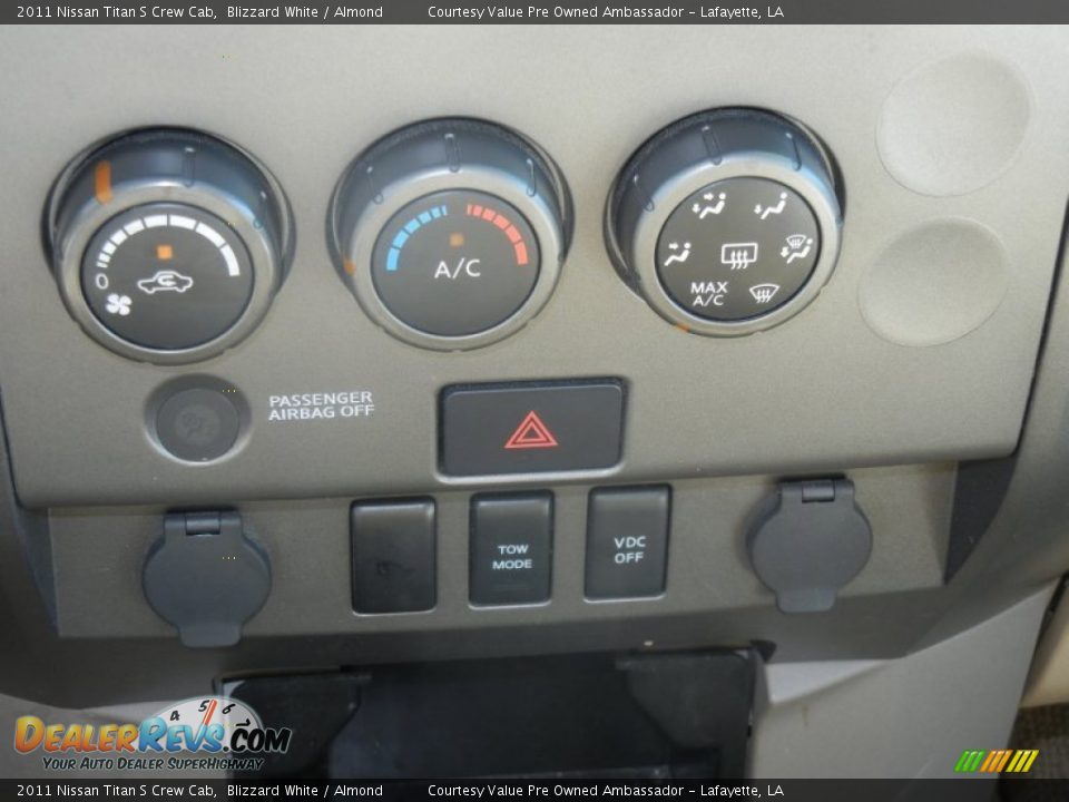 2011 Nissan Titan S Crew Cab Blizzard White / Almond Photo #18