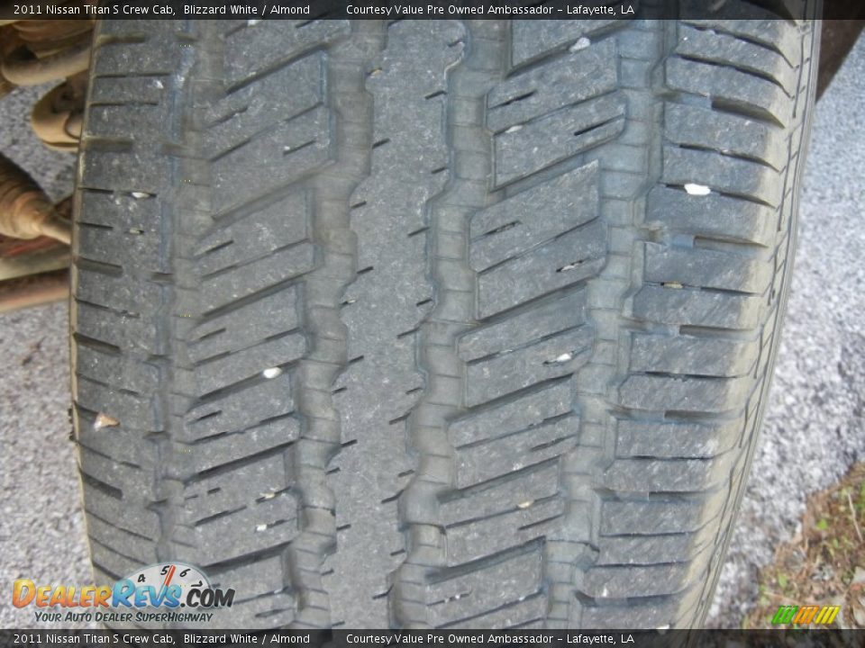 2011 Nissan Titan S Crew Cab Blizzard White / Almond Photo #22
