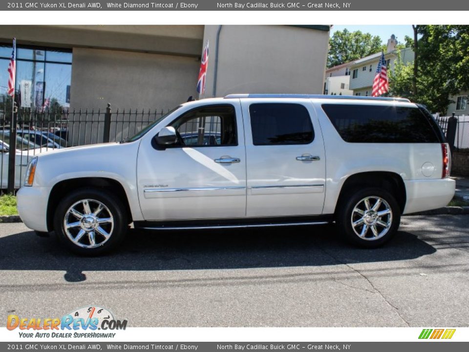 2011 GMC Yukon XL Denali AWD White Diamond Tintcoat / Ebony Photo #3
