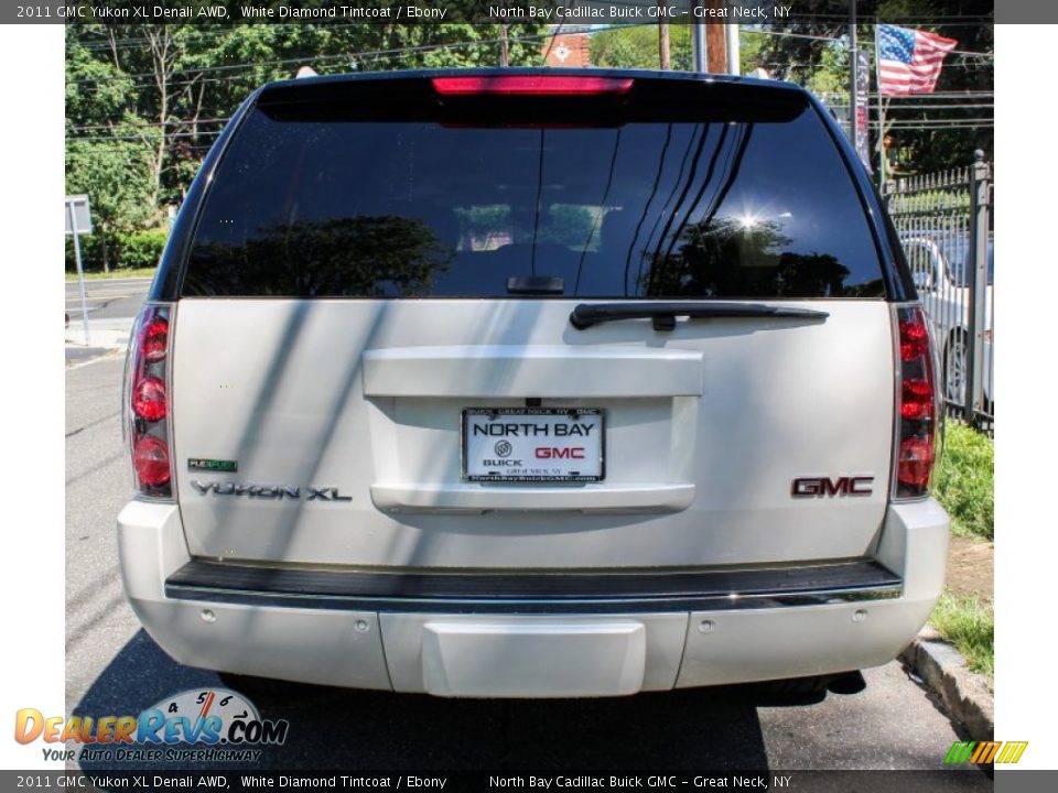 2011 GMC Yukon XL Denali AWD White Diamond Tintcoat / Ebony Photo #5