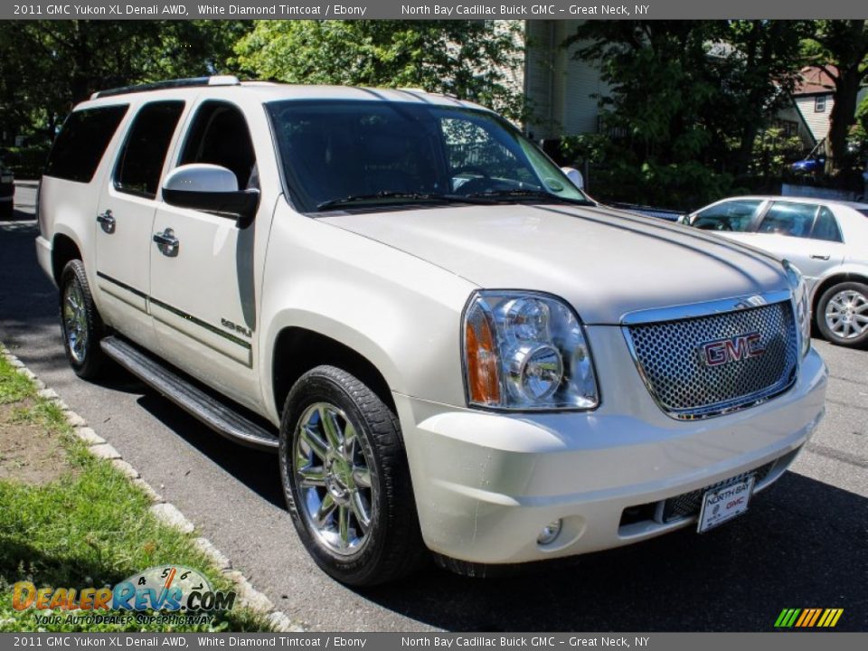 2011 GMC Yukon XL Denali AWD White Diamond Tintcoat / Ebony Photo #7